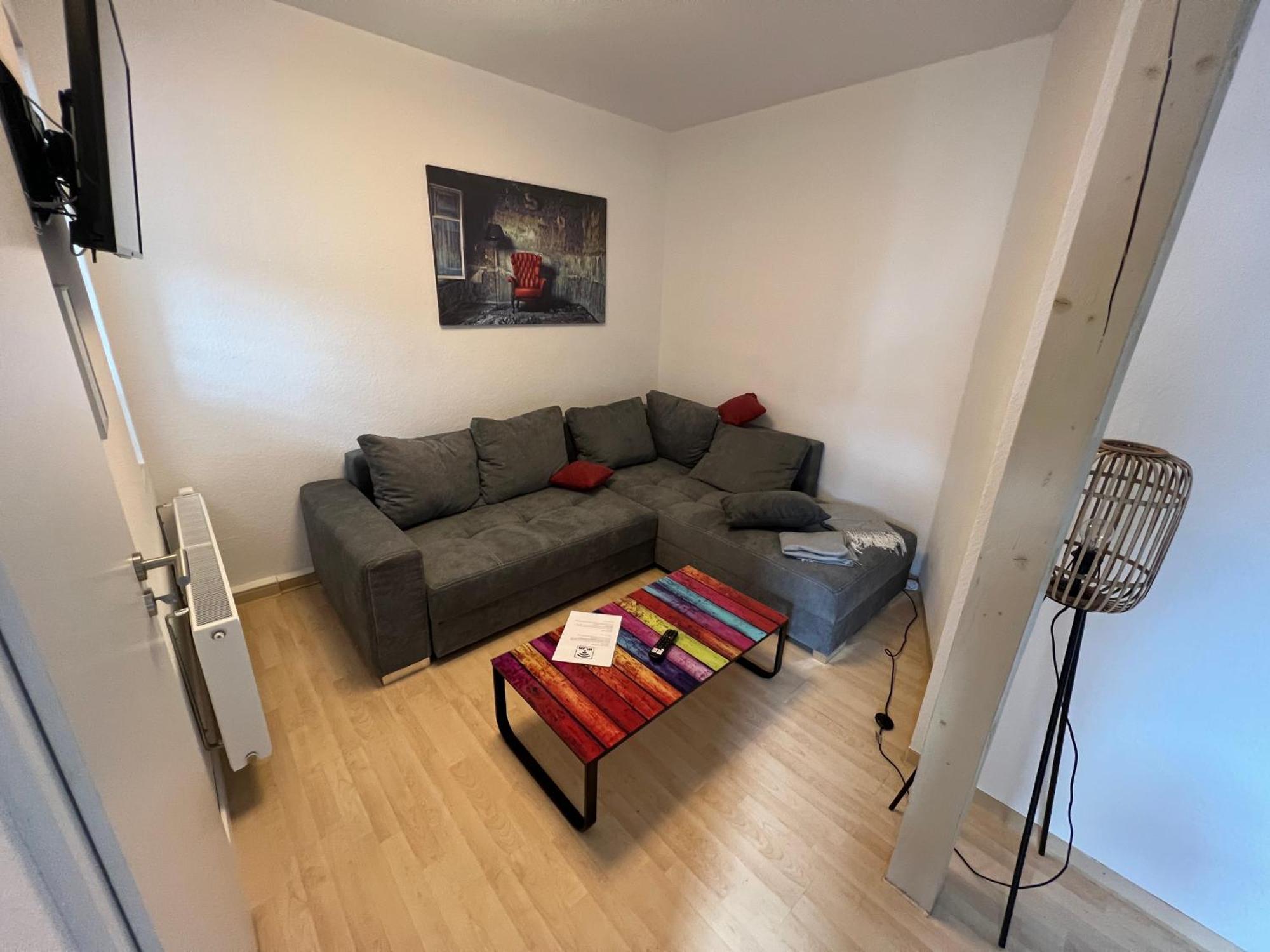 Apartment Napoleon, Naehe Zentrum, 2 Schlafzimmer, Grosser Balkon, Free Wifi ,Parken Jena Buitenkant foto
