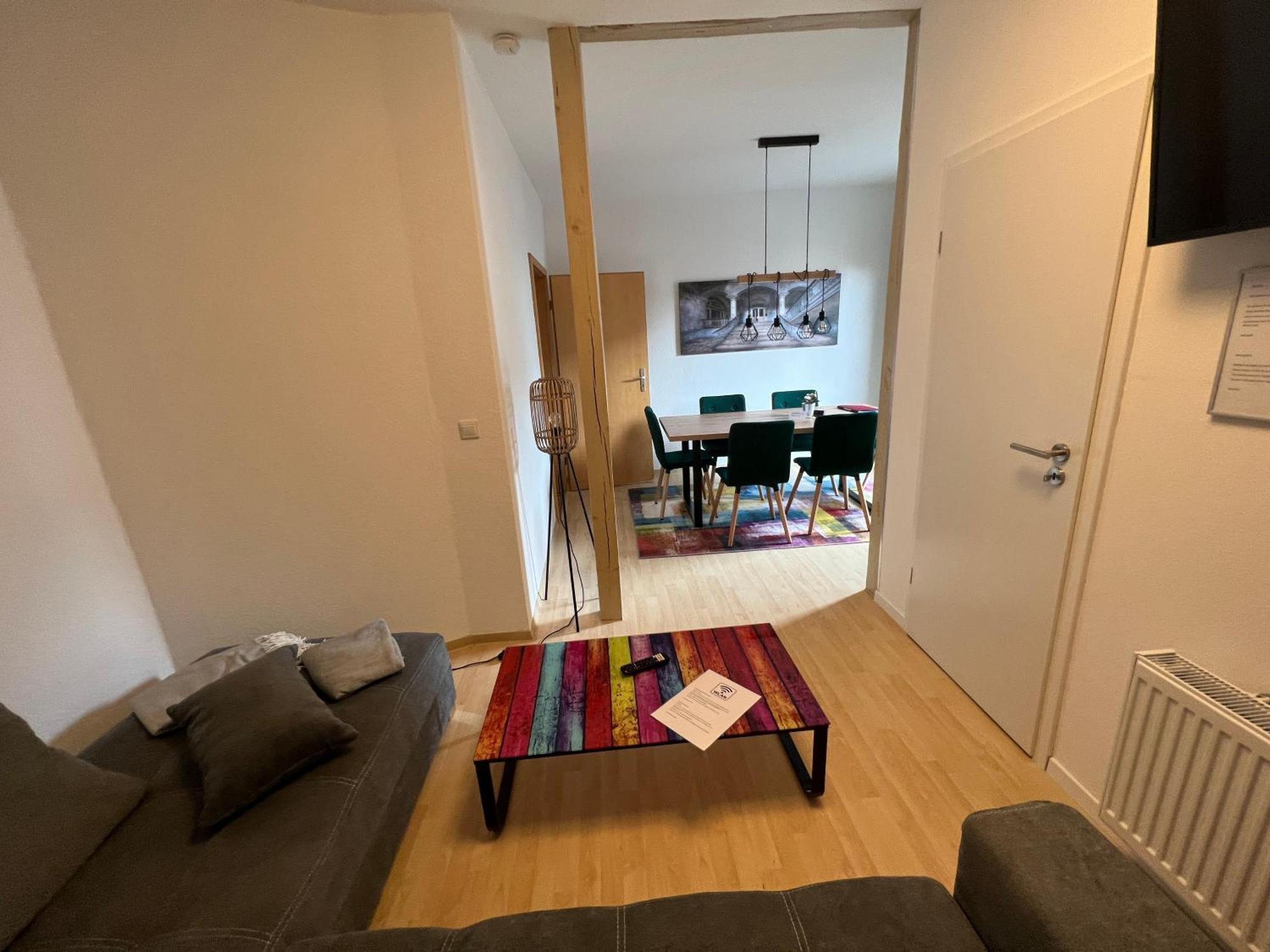 Apartment Napoleon, Naehe Zentrum, 2 Schlafzimmer, Grosser Balkon, Free Wifi ,Parken Jena Buitenkant foto